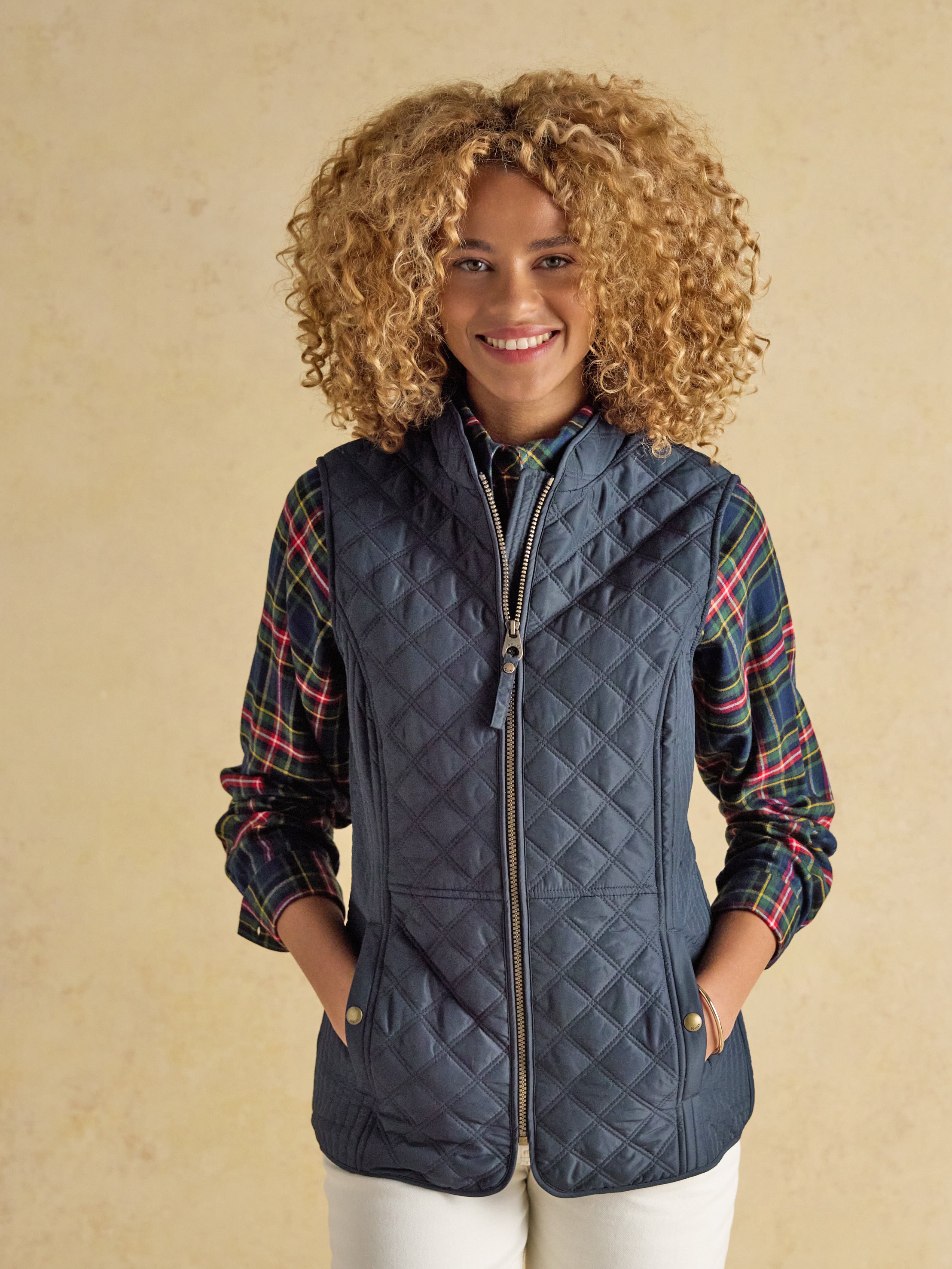 Joules Minx Navy Blue Showerproof Diamond Quilted Gilet