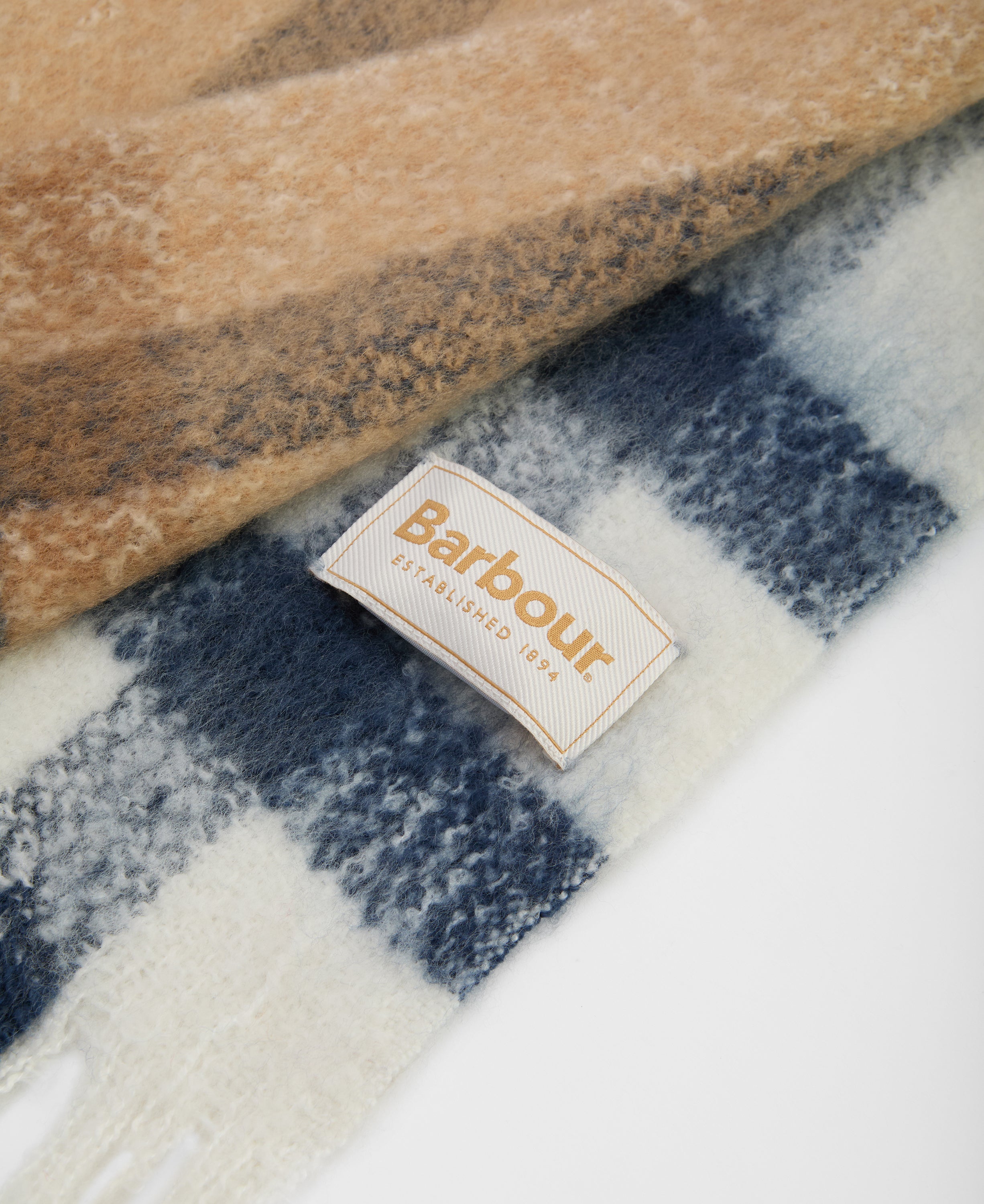 Barbour Isla Tartan Boucle Scarf
