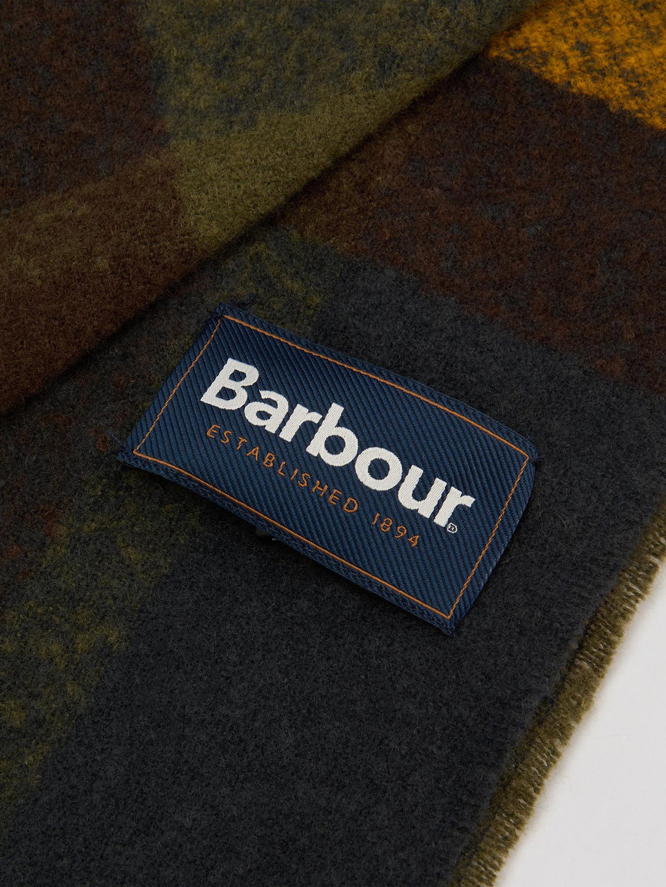 Barbour Westerdale Beanie & Scarf Gift Set Classic